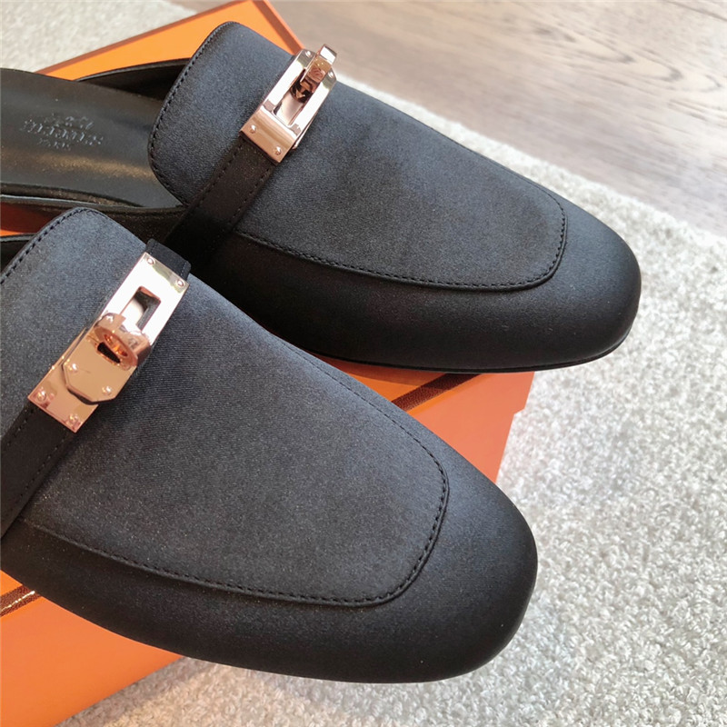 H**me5 kelly buckle oz mule in navy suede
