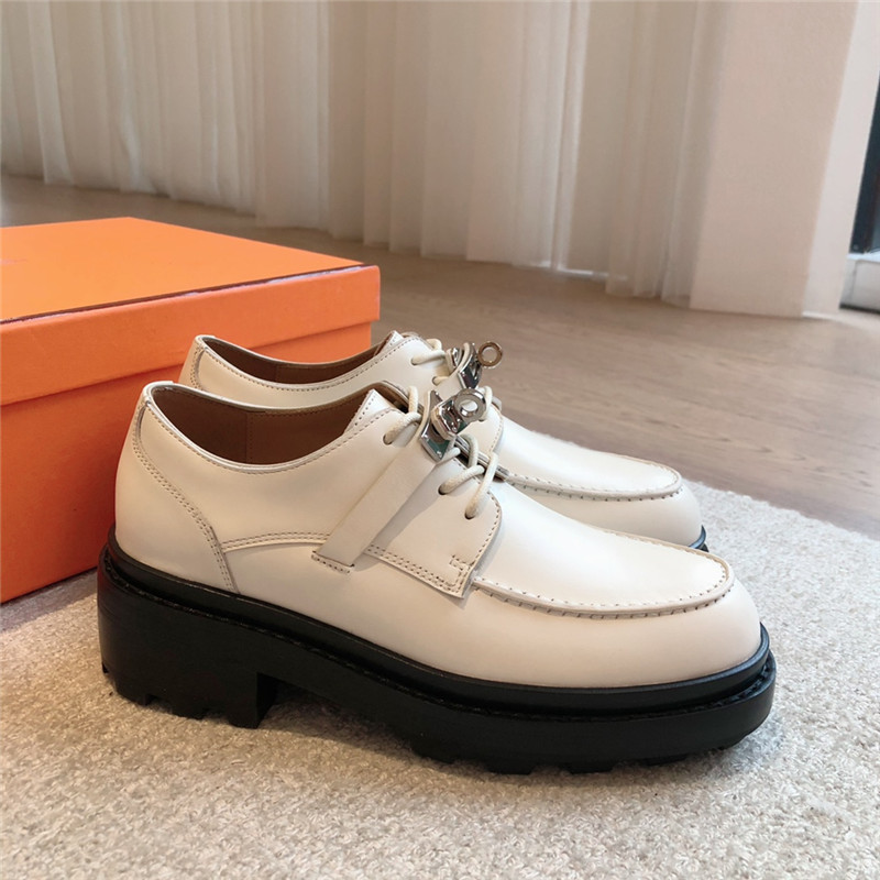 H**me5 first derby shoe in natural calfskin