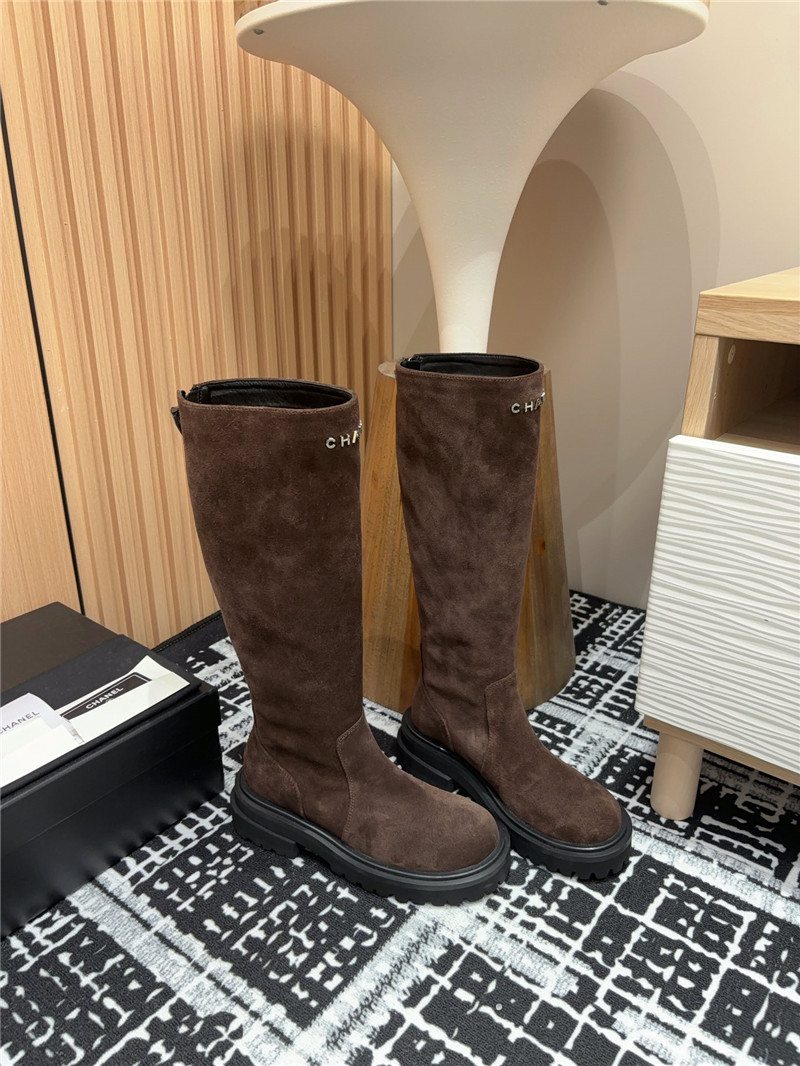 Ch**el suede leather keen high boots