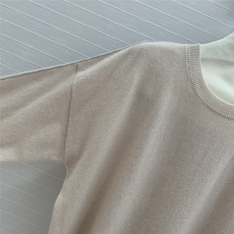 BC Crewneck Beige Cashmere Sweater