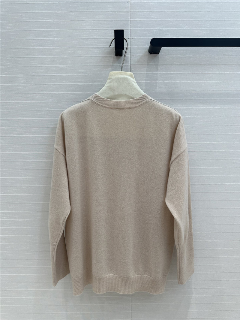 BC Crewneck Beige Cashmere Sweater