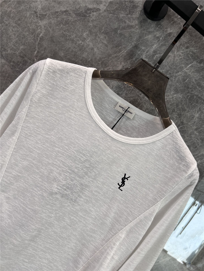Y51 round neck t-shirt