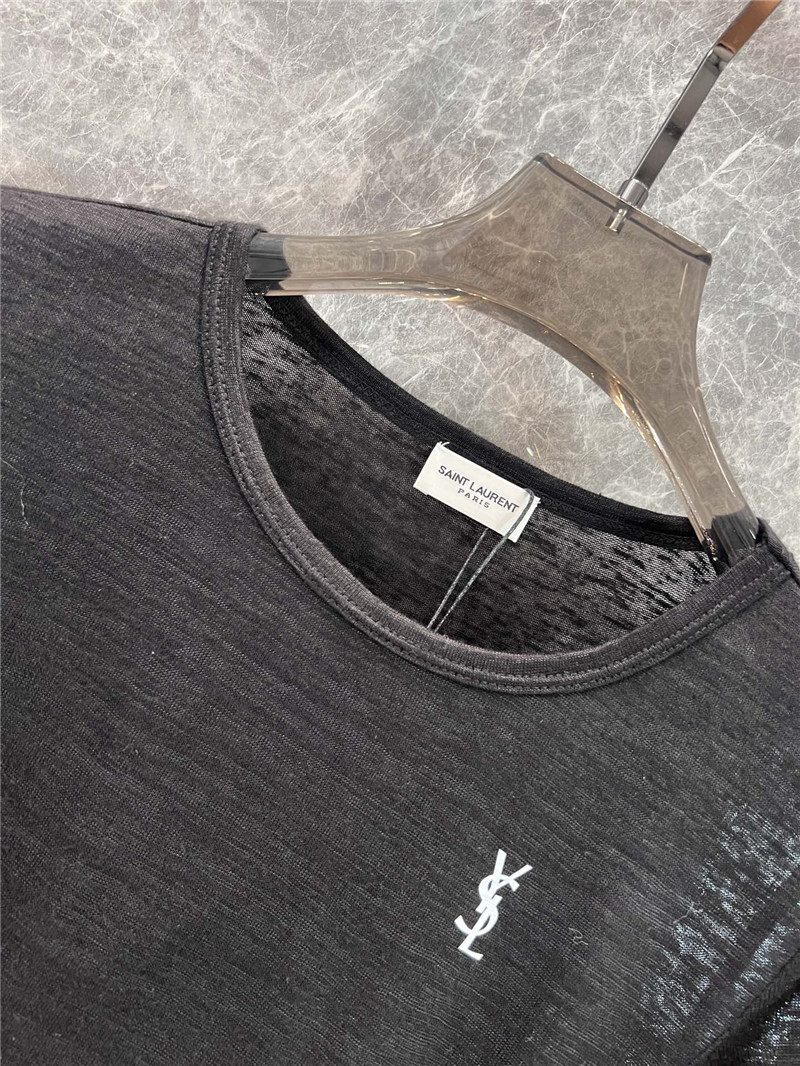 Y51 round neck t-shirt
