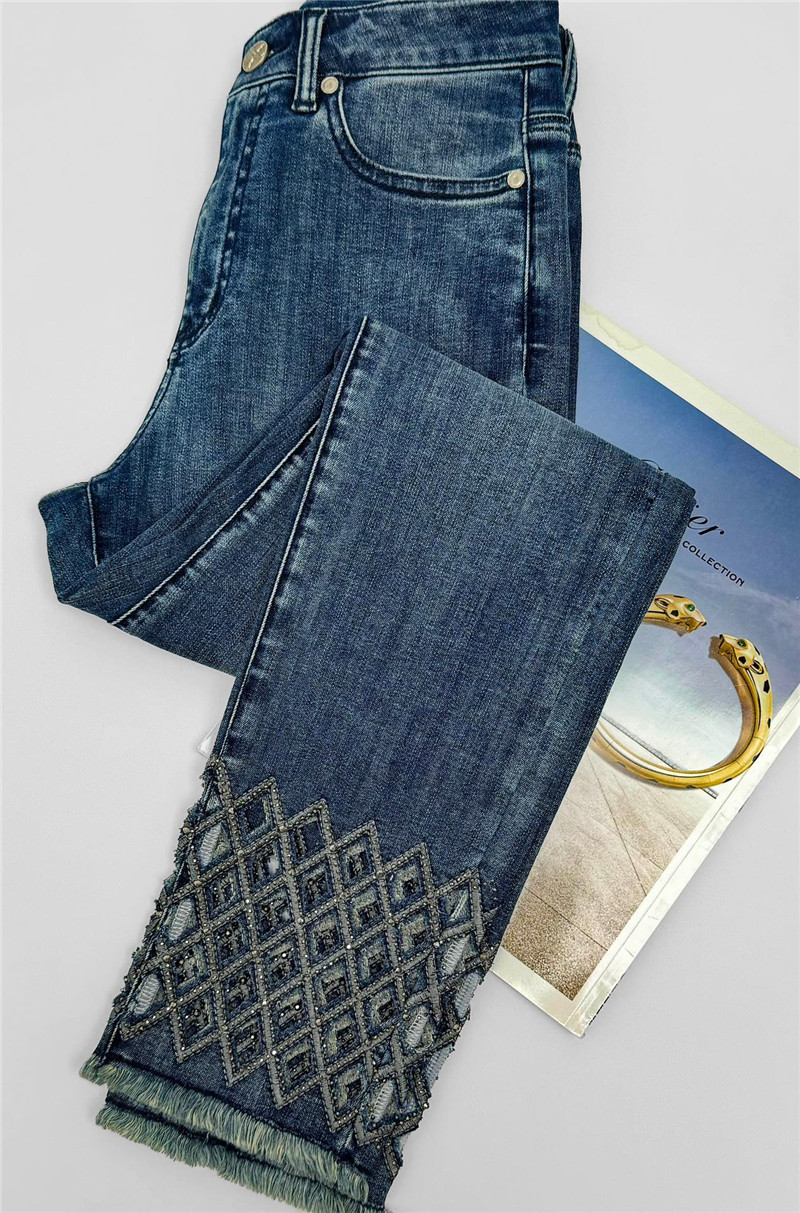 Ch**el rhinestone jeans