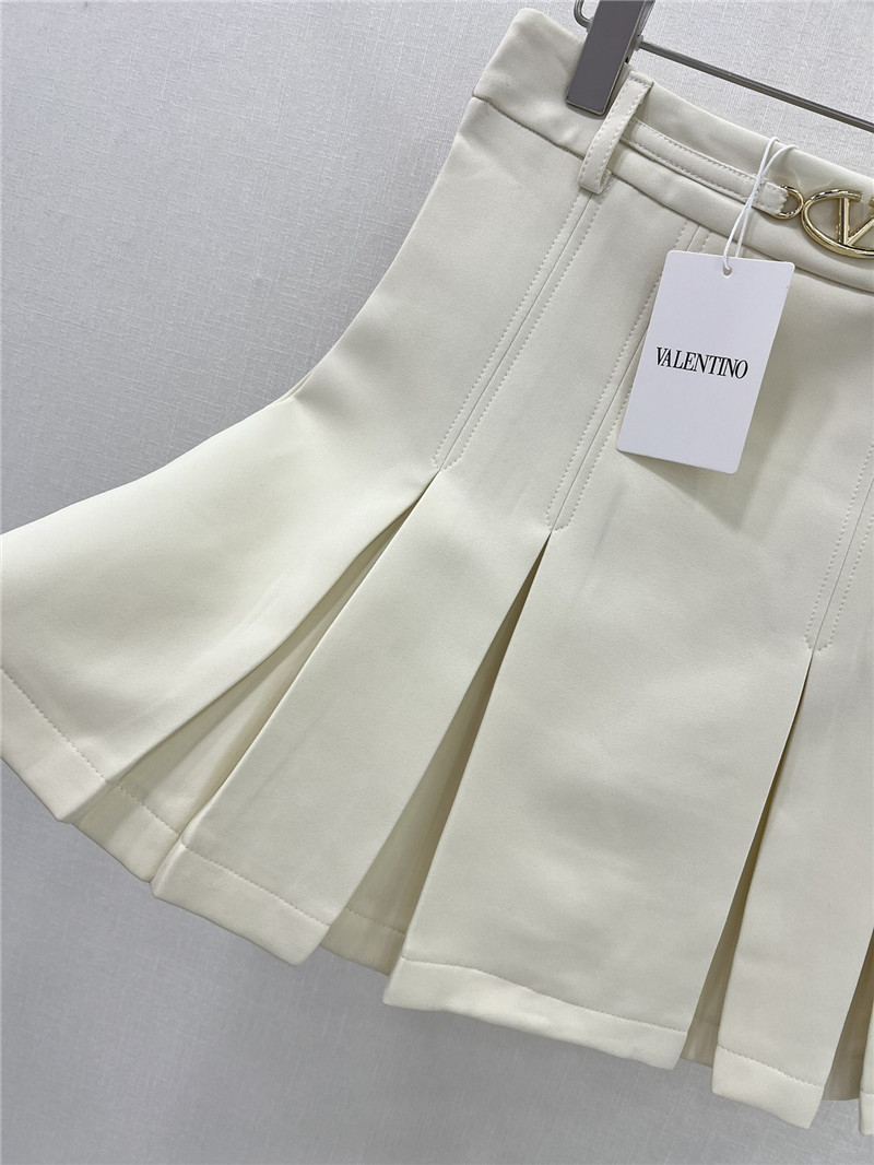 Va1e*ntin0 vintage pleated skirt