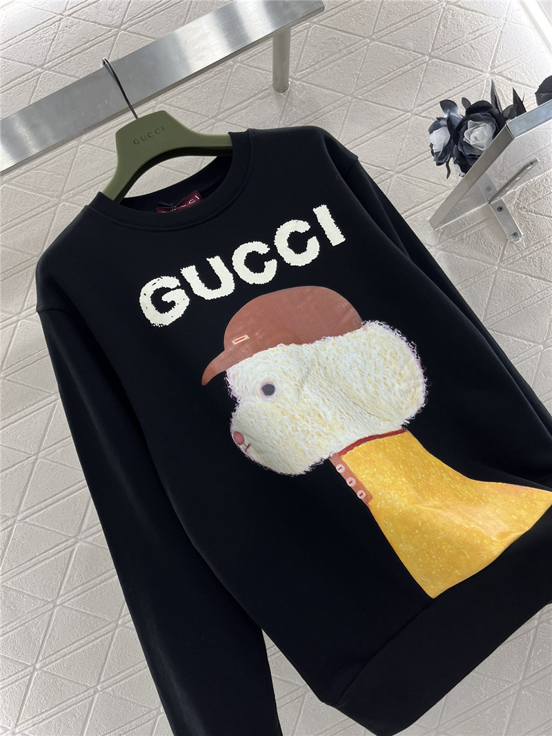 Gvc*1 logo dog crewneck sweatshirt black