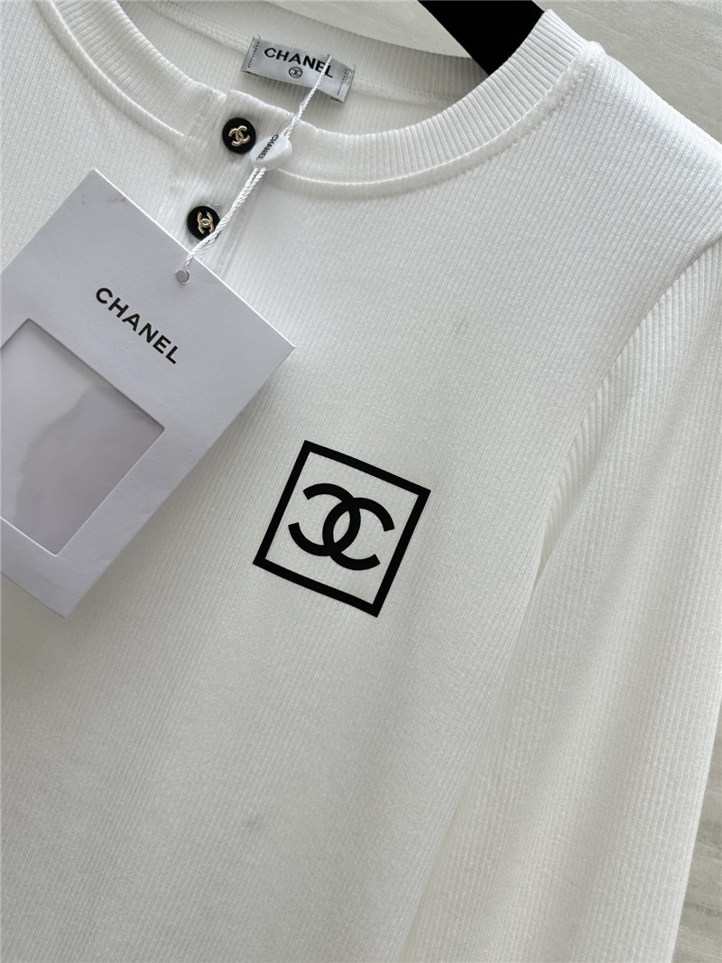 Ch**el logo embossed long sleeve top