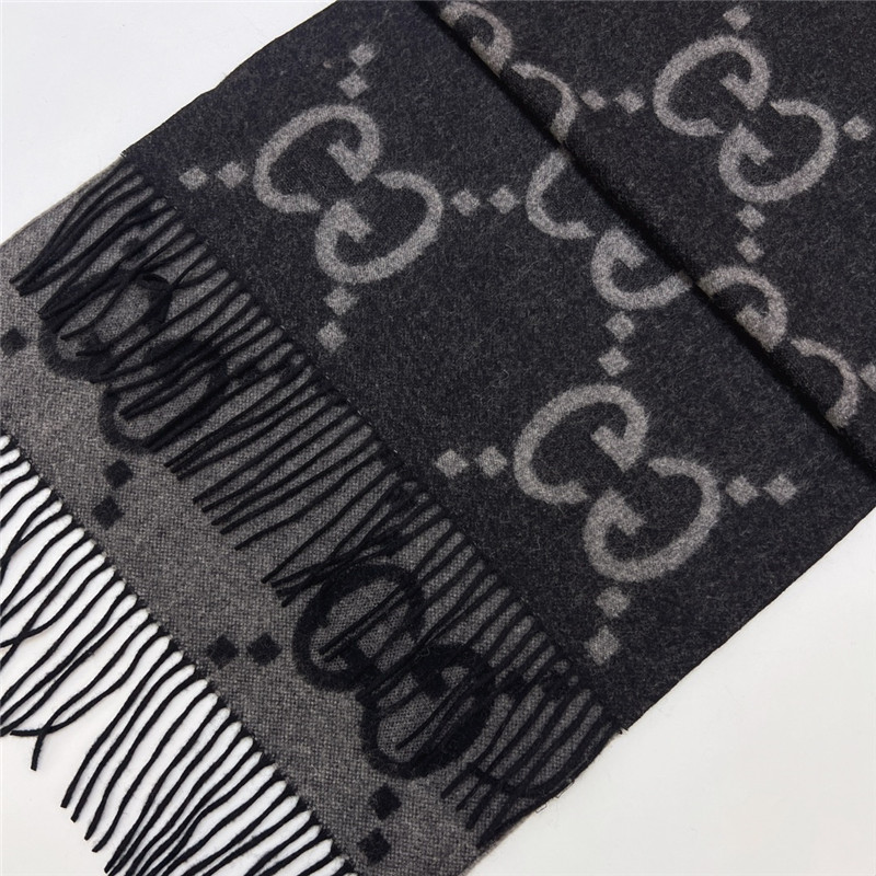 Gvc*1 cashmere jacquard scarf