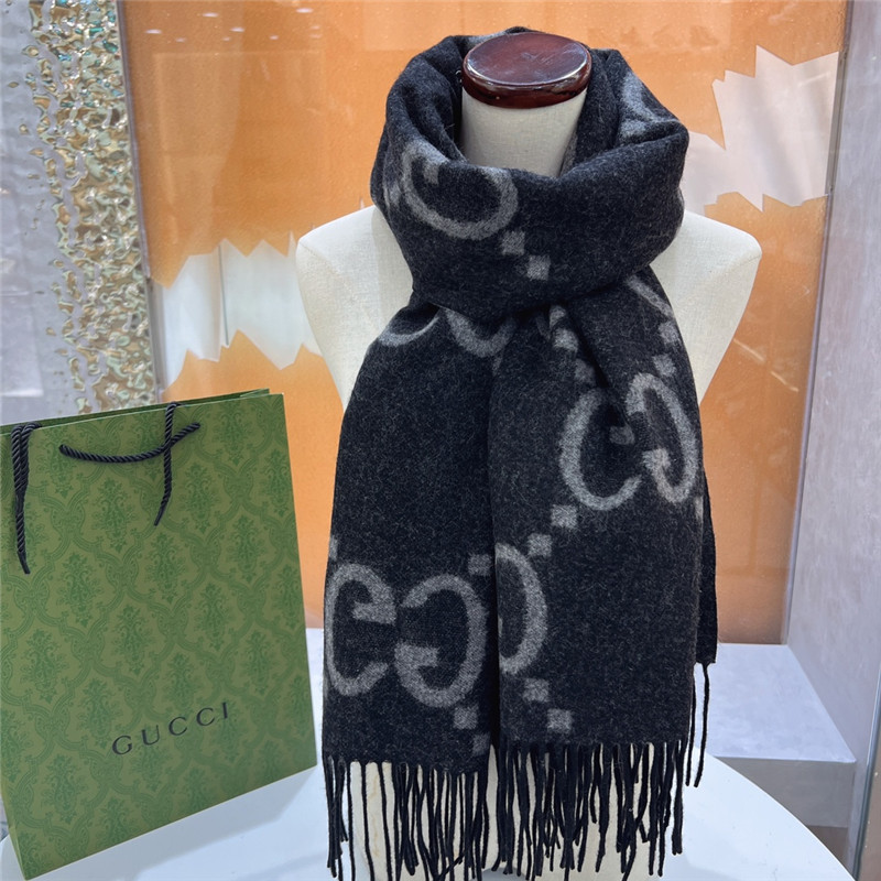 Gvc*1 cashmere jacquard scarf
