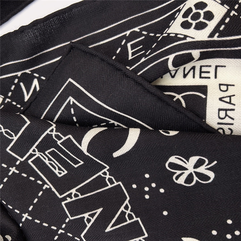 Ch**el chain logo long scarf