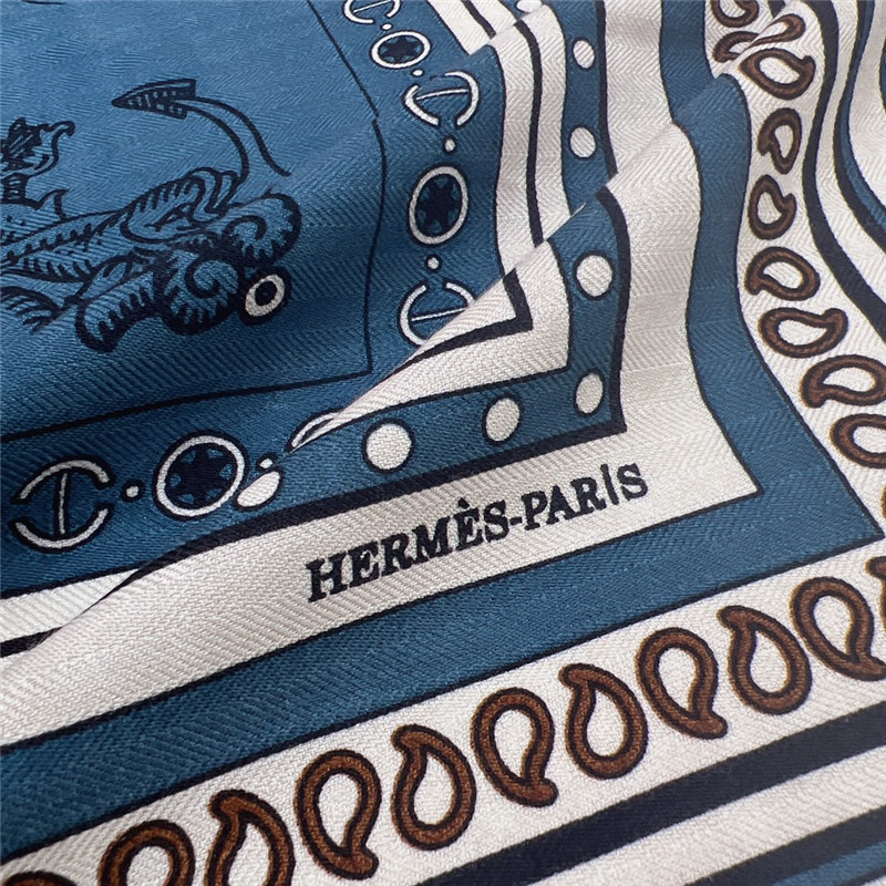 H**me5 140cm shawl