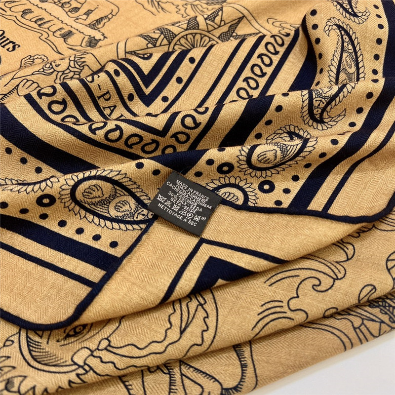 H**me5 140cm shawl