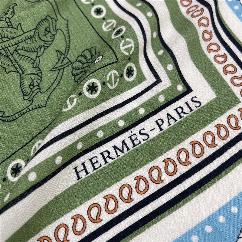 H**me5 140cm shawl