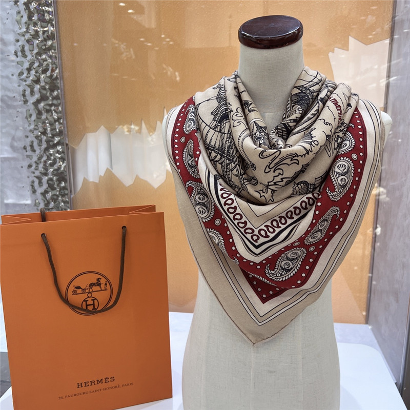 H**me5 140cm shawl