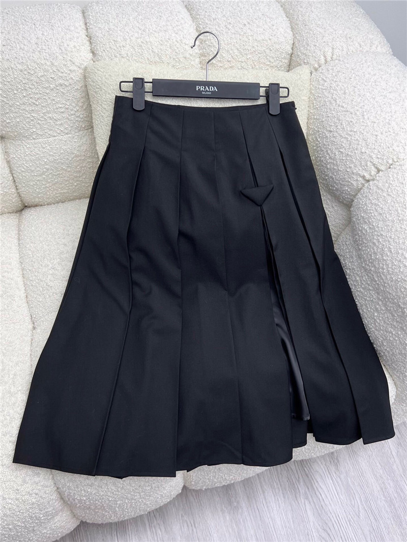 Pra*a wool slit skirt