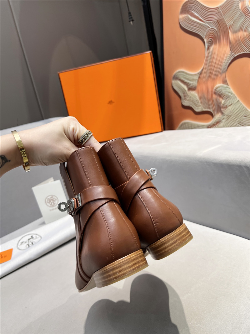 H**me5 neo brown women’s ankle boots