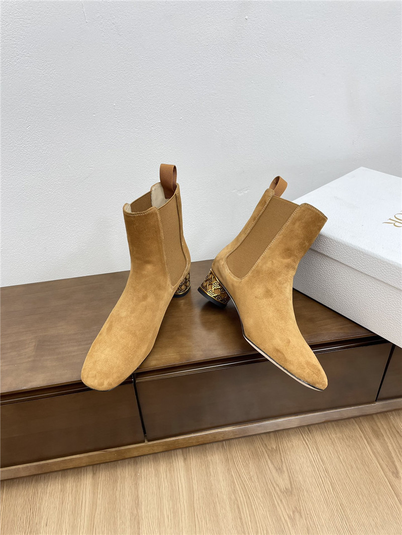 D10r icon 40mm brown suede ankle boots