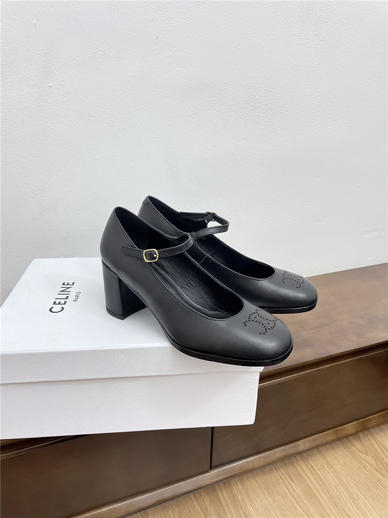 Ce1i*e mary jane black heels