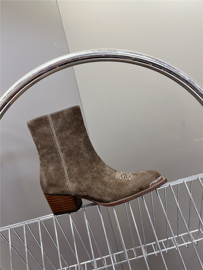 Ce1i*e bronze suede western boots
