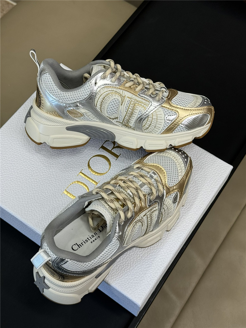 D10r vibe sneaker gold