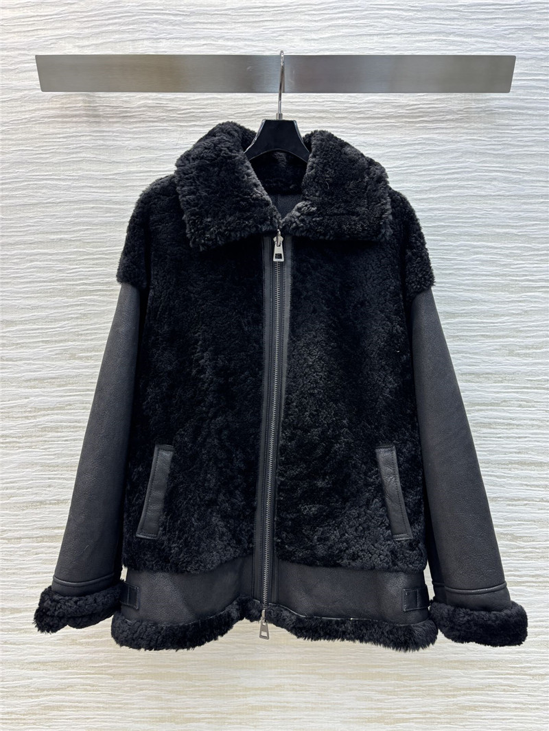D10r fur coat