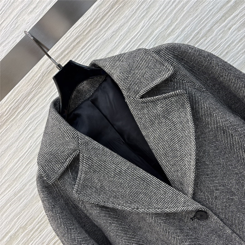 D10r long coat