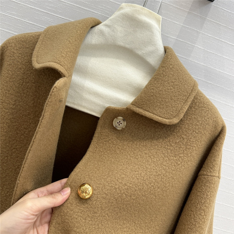 L0ew* short coat