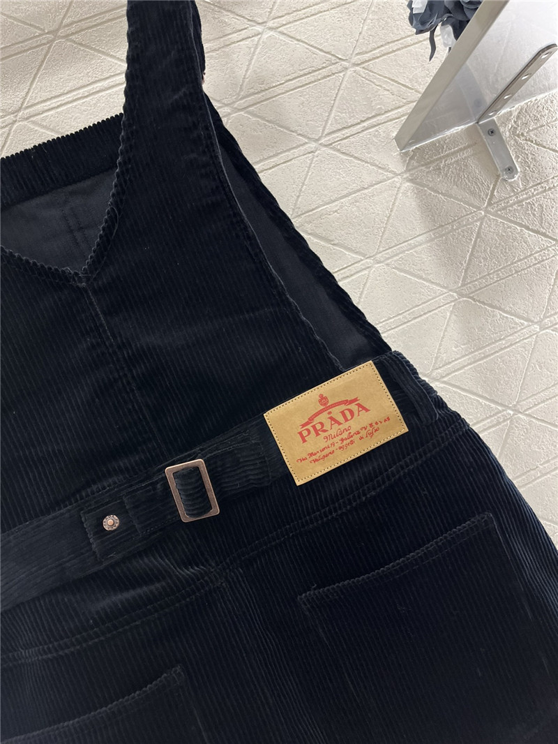 Pra*a corduroy overalls skirt