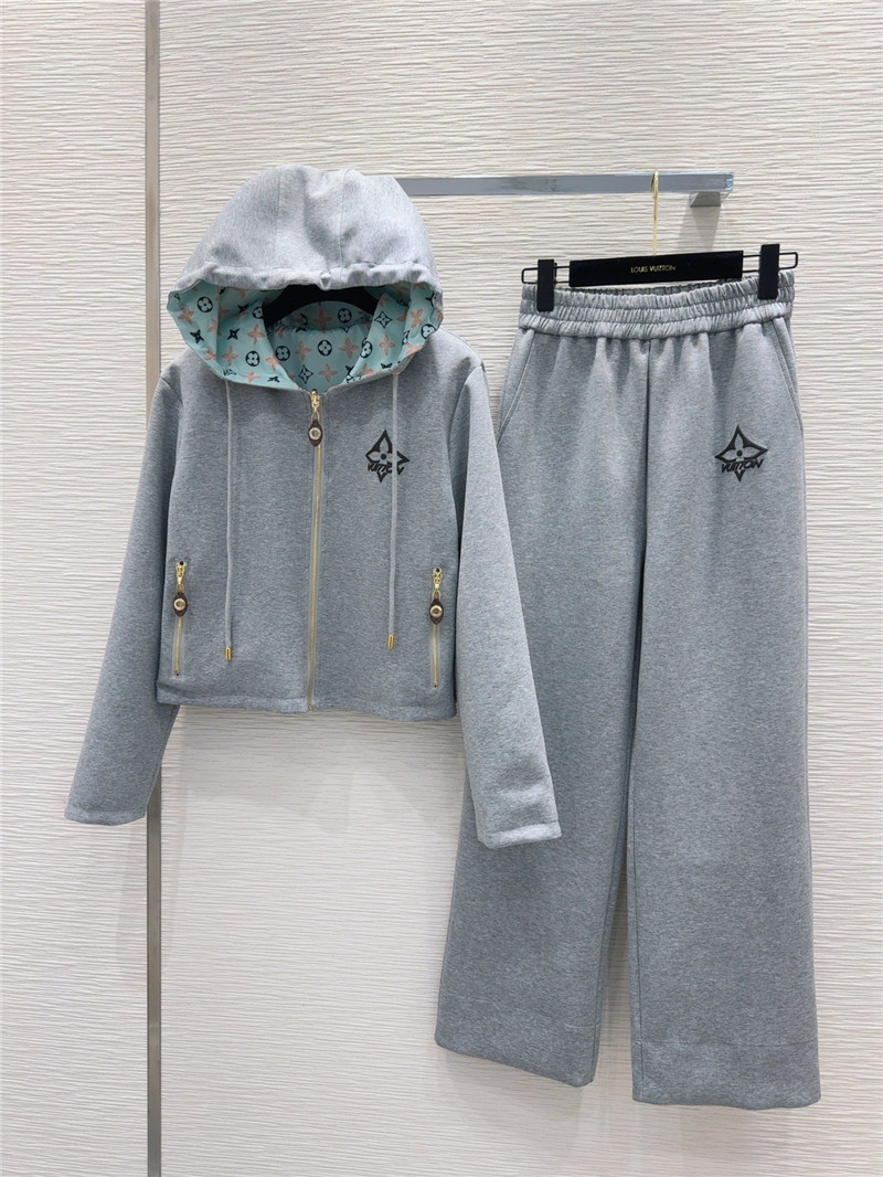l0vis Vvtt0n lv casual sports suit