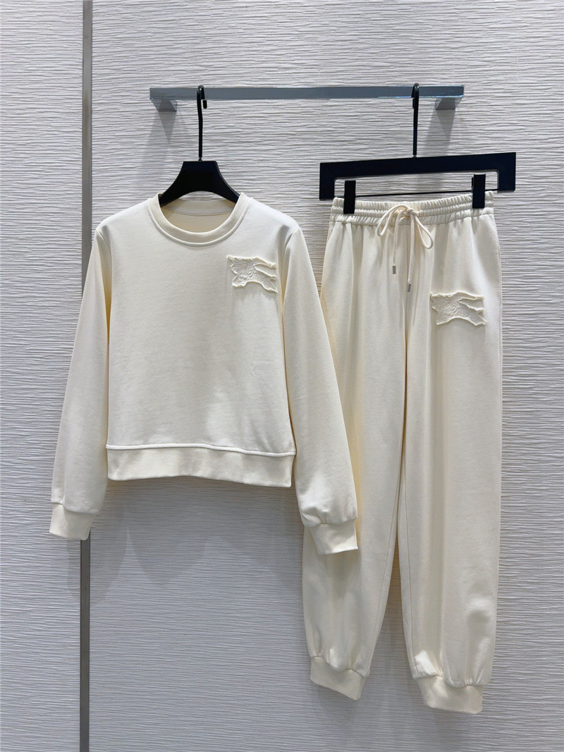 Bv*b*rry sweatshirt suit
