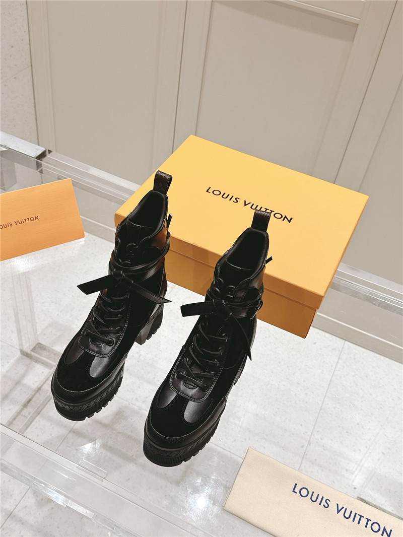 l0vis Vvtt0n laureate platform desert boot black