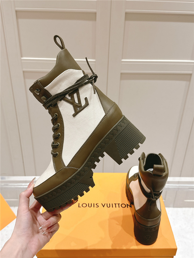 l0vis Vvtt0n green white laureate platform desert boot