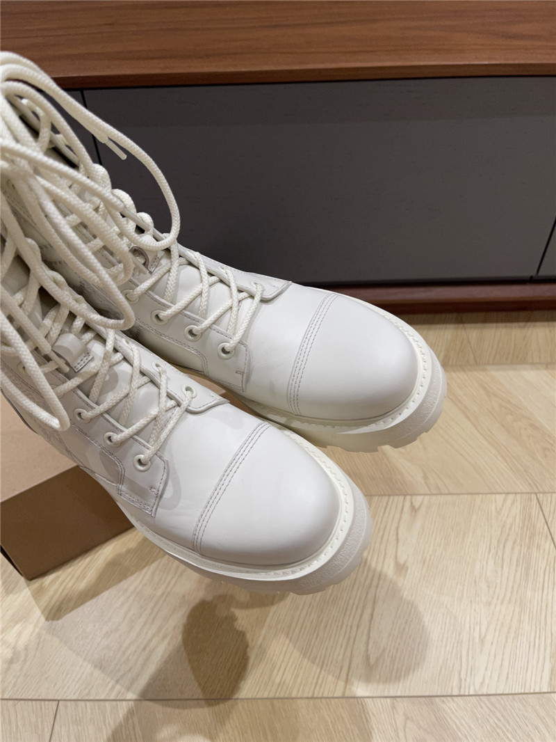 D10r d-unit white ankle boots