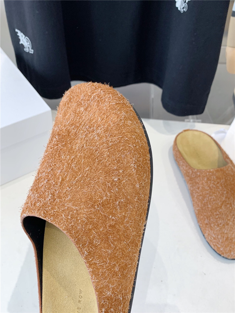 The R0w hugo slide in orange brush suede