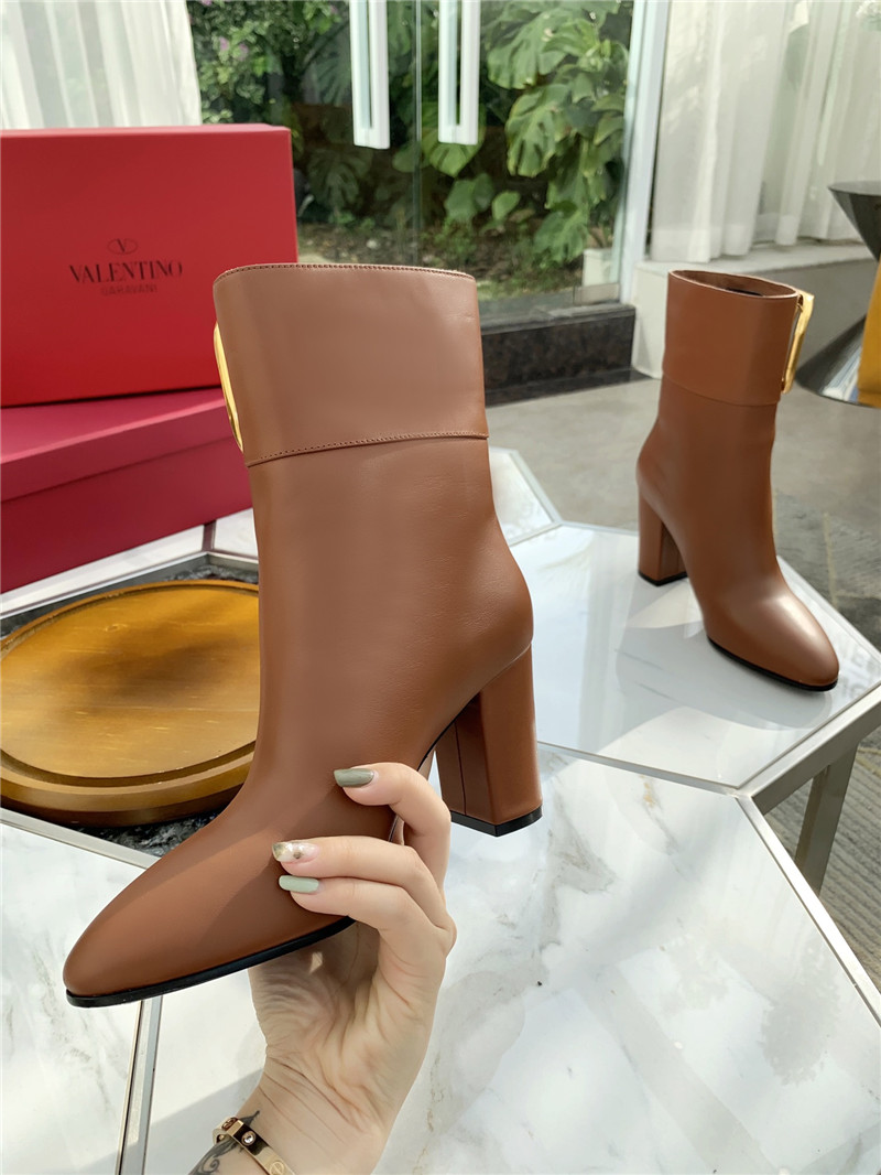Va1e*ntin0 brown vlogo pointed toe boots