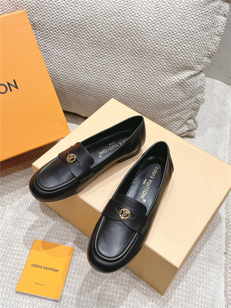 l0vis Vvtt0n soho flat loafer in black lambskin