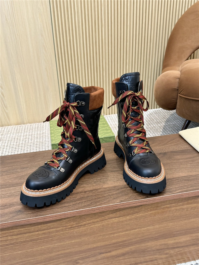 Gvc*1 gg brown quilted ankle boots