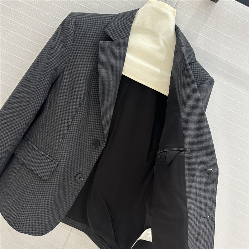 Ce1i*e suit jacket