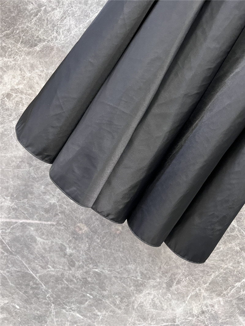 Pra*a nylon skirt