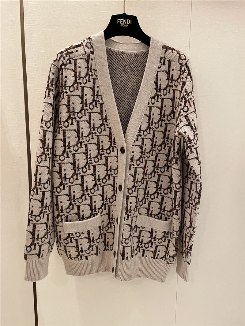 D10r oblique jacquard cardigan beige