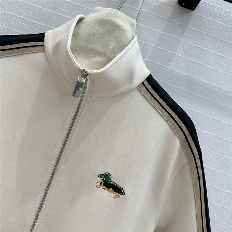 Bv*b*rry tracksuit