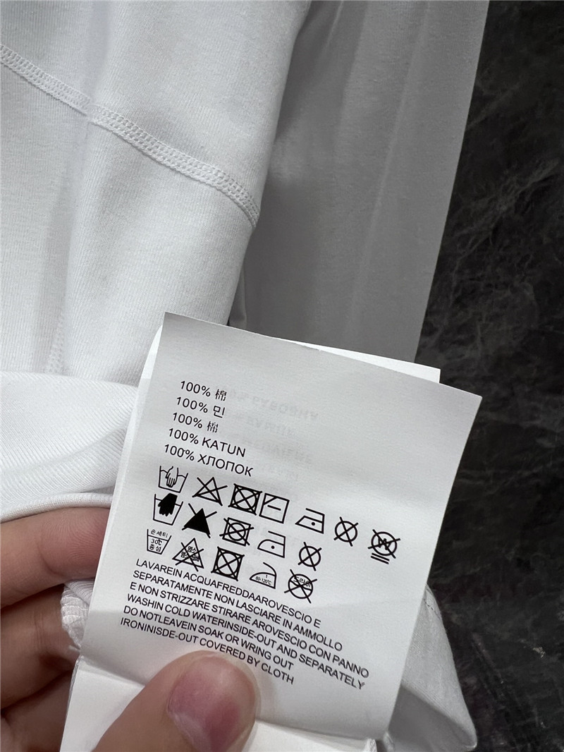 Pra*a long sleeve t-shirt