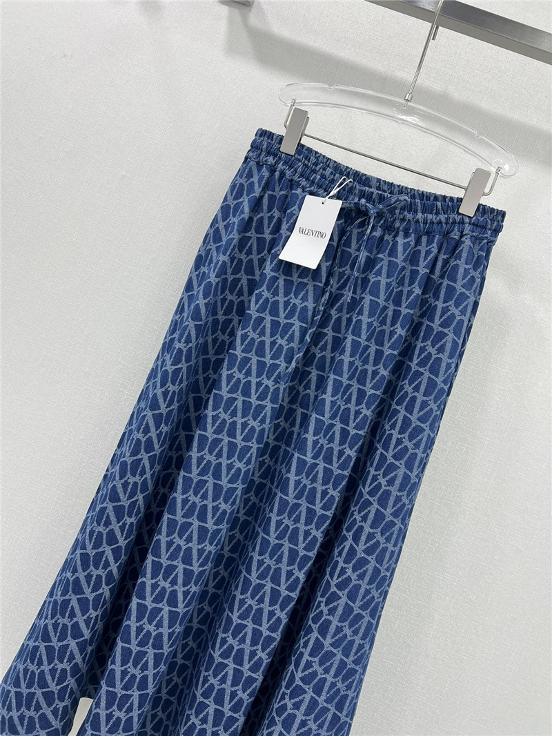 Va1e*ntin0 v letter jacquard skirt