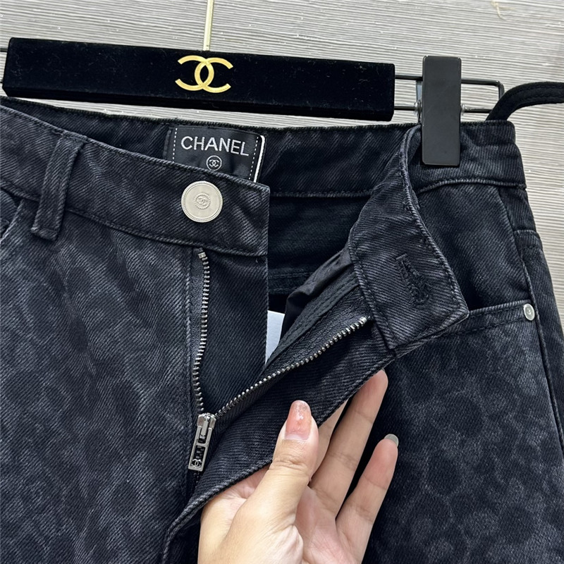 Ch**el high-end jeans