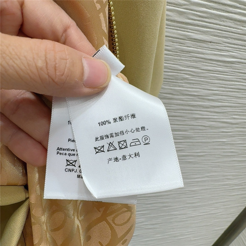 D10r elegant coat