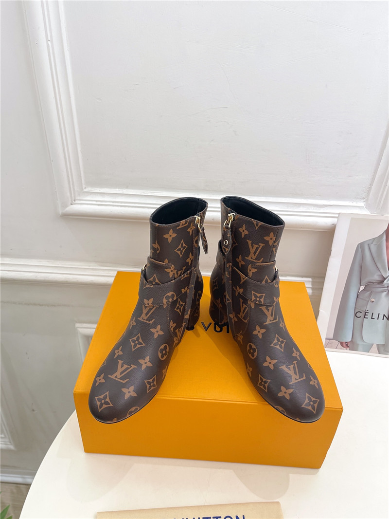 l0vis Vvtt0n monogram westside ankle boots