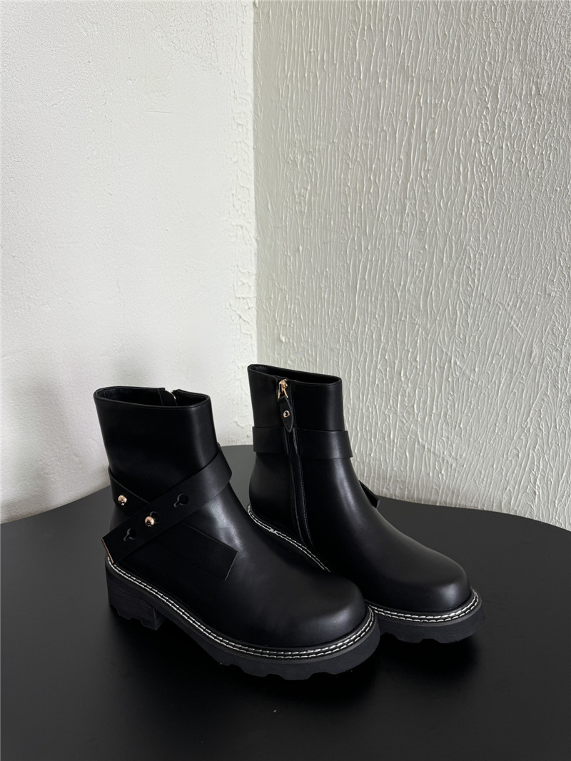 l0vis Vvtt0n lv beaubourg ankle boot