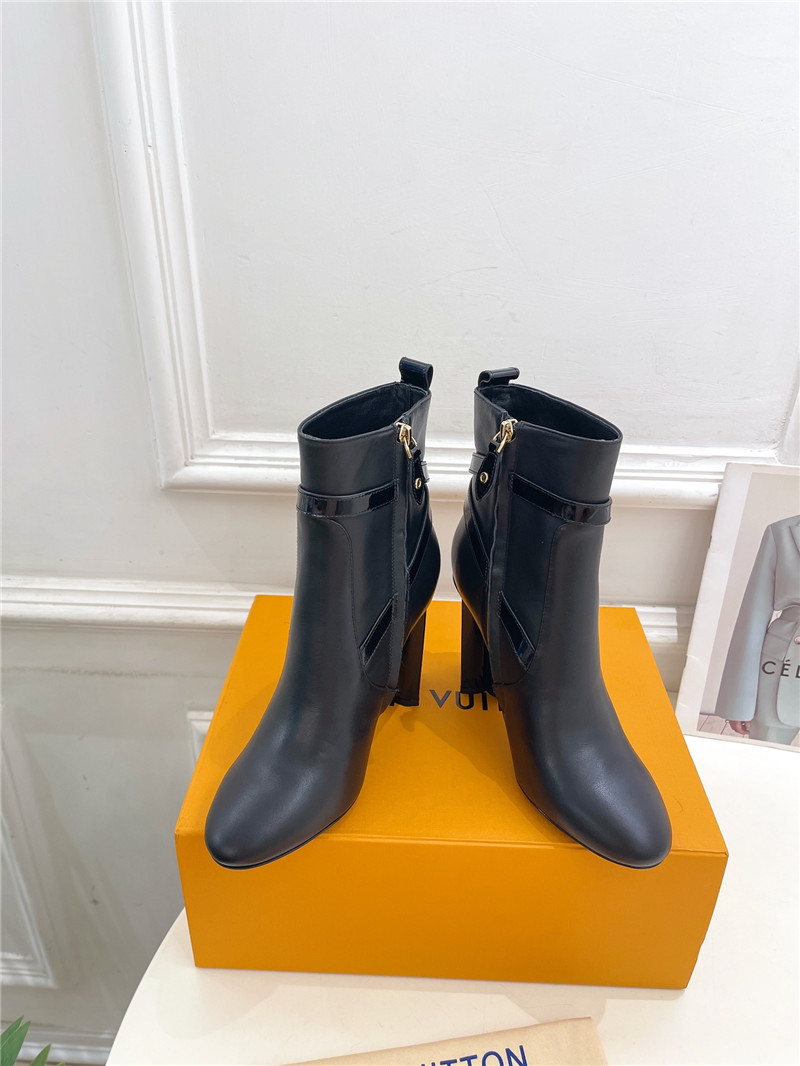 l0vis Vvtt0n silhouette ankle boot
