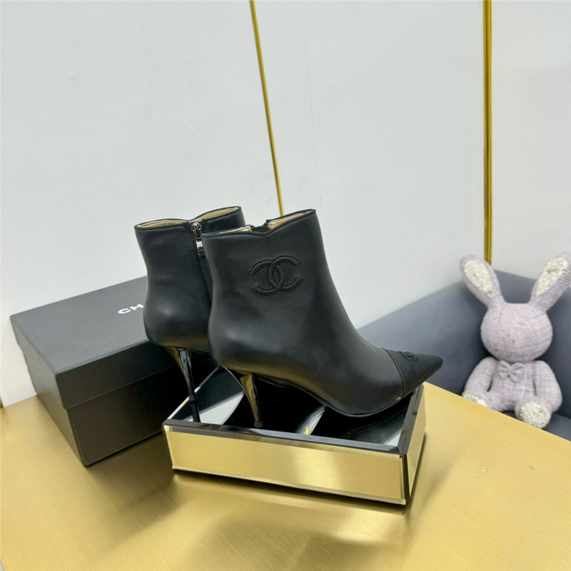 Ch**el calfskin pointed toe heel ankle boots