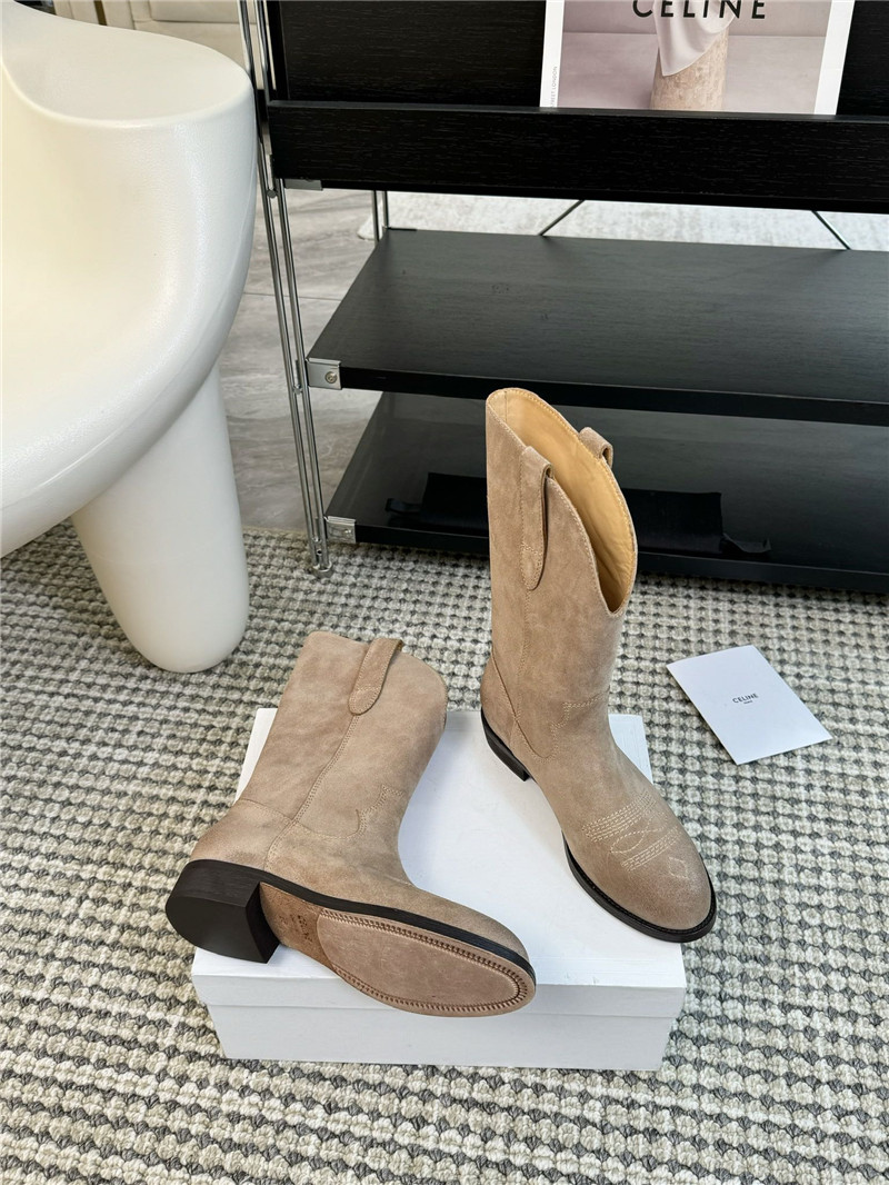 Ce1i*e beige cowboy leather boots